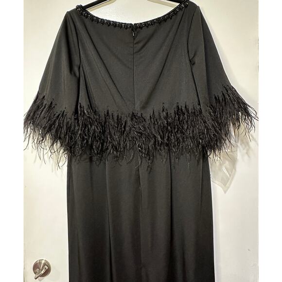 Mac Duggal 
Embellished Neck Feather Trim 
Cocktail/Evening Dress 
Size 14 - Picture 14 of 16